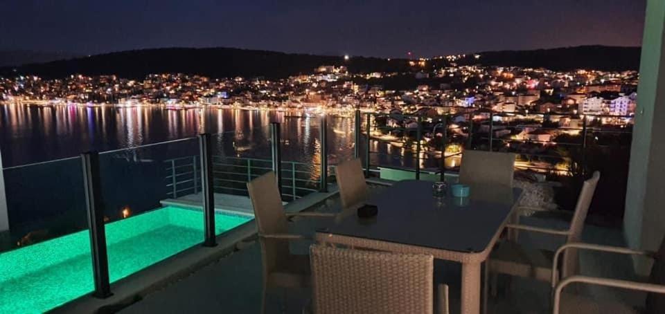 Apartment Julia Trogir Exterior photo