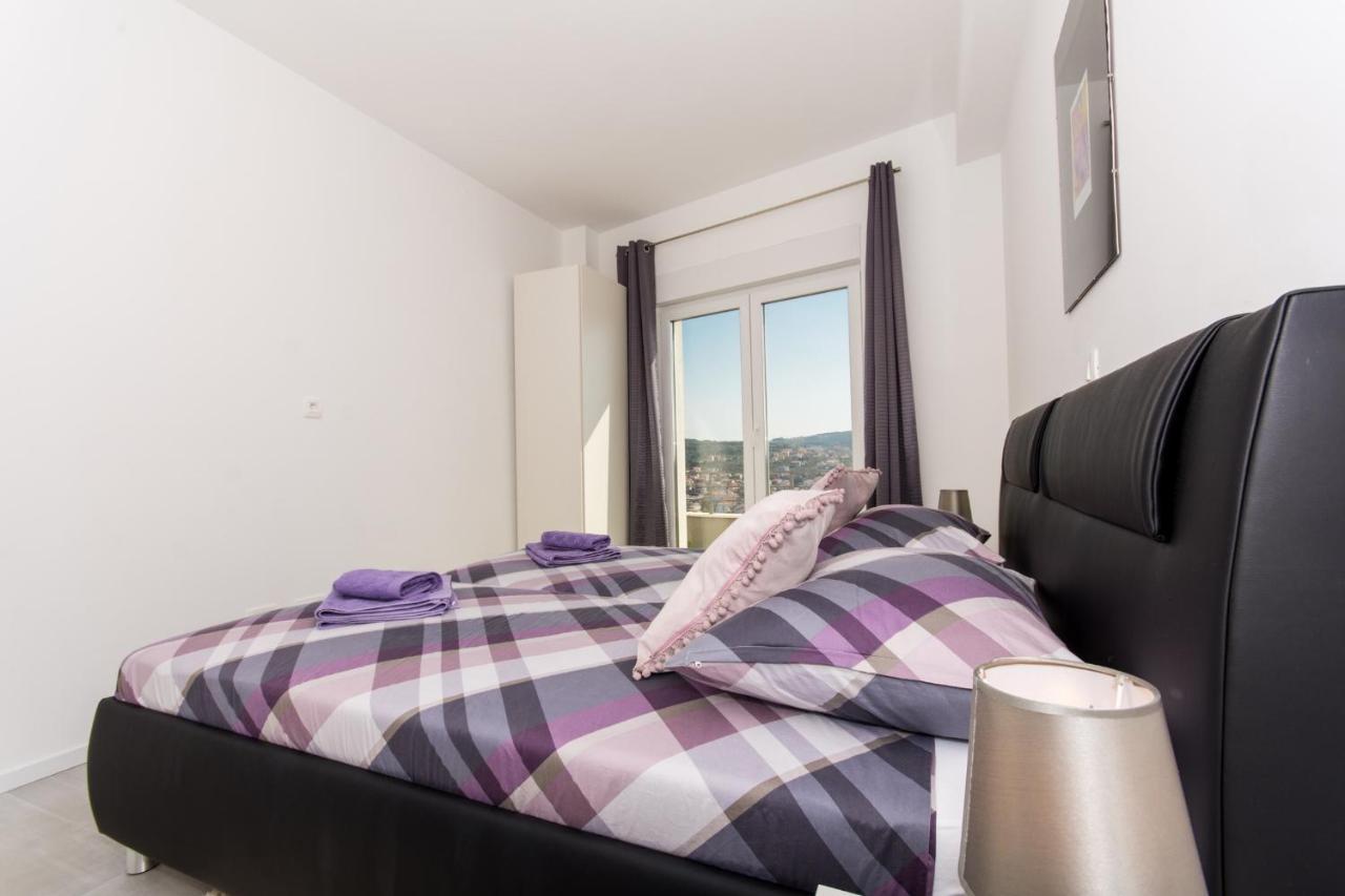 Apartment Julia Trogir Exterior photo