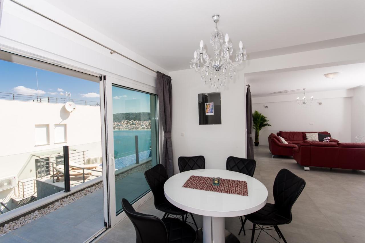 Apartment Julia Trogir Exterior photo