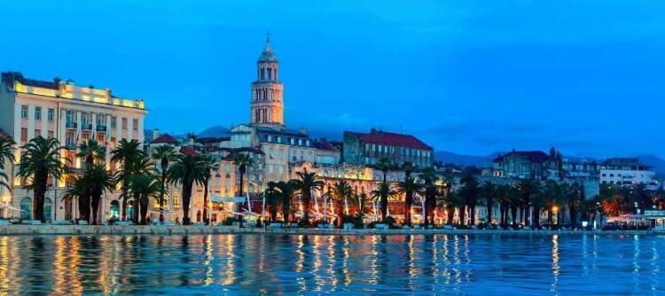Apartment Julia Trogir Exterior photo